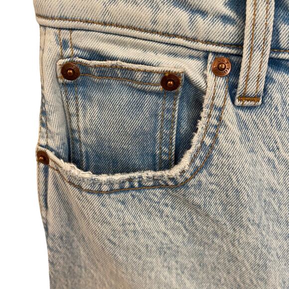 Abercrombie & Fitch The '90s Relaxed Jean Ultra High Rise Light Blue Wash - Picture 7 of 11
